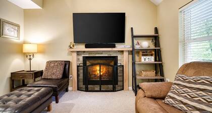 Serenity Cottage Deck, Game Room & Fire Pit near Narrowsburg Masthope