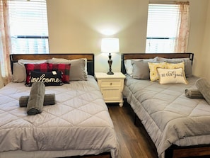 3 habitaciones, tabla de planchar con plancha y wifi gratis 
