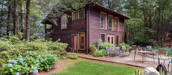 Dog-friendly mountain home with private hot-tub, fire-pit and pool table