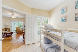 3 Schlafzimmer, Bügeleisen/Bügelbrett, Internetzugang, Bettwäsche