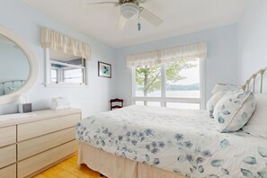 5 habitaciones, tabla de planchar con plancha, internet y ropa de cama 