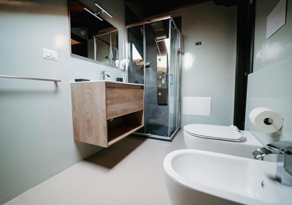 Chambre Double Confort | Salle de bain