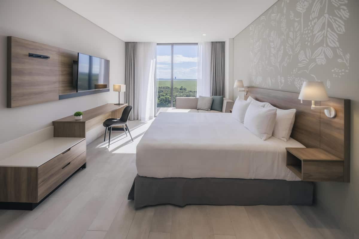 Silitysrauta/-lauta, ilmainen Wi-Fi, vuodevaatteet