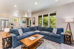 Unclassified image, 2 of 57, button