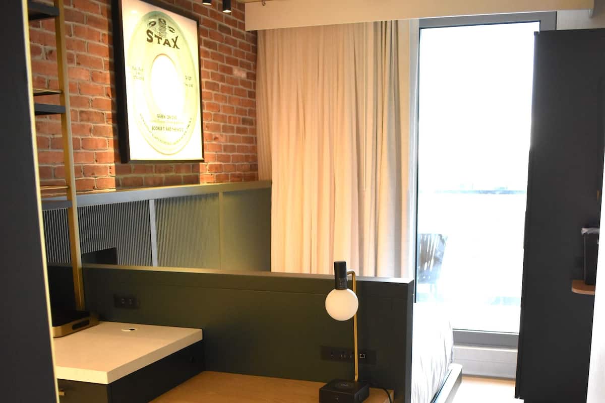 In-room safe, desk, laptop workspace, blackout drapes