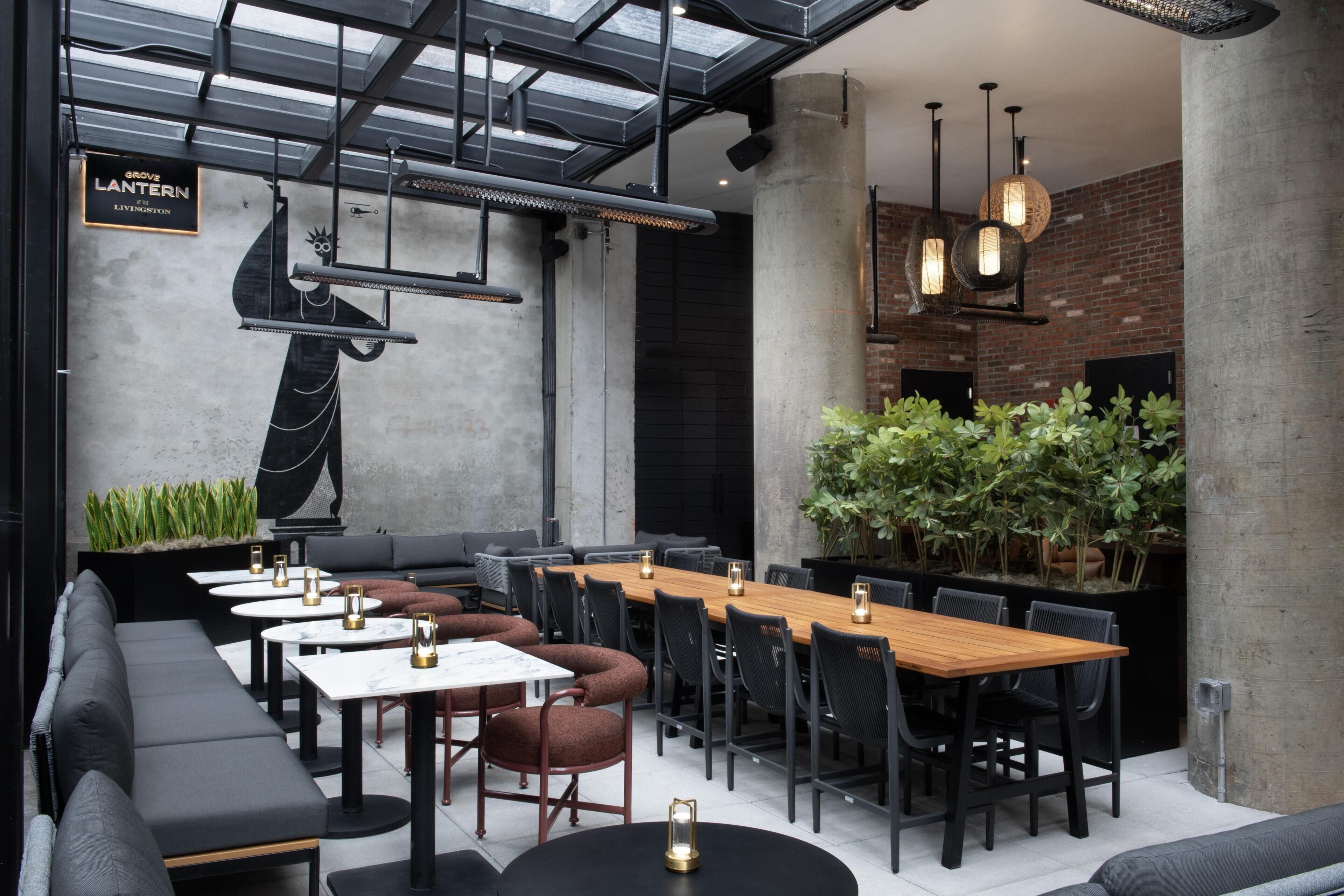 Breakfast, lunch and dinner served