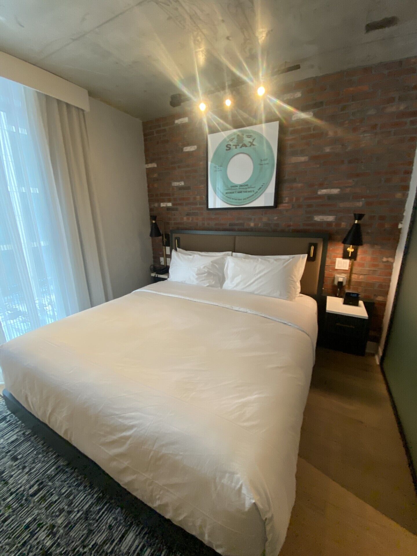 Coffres-forts dans les chambres, bureau