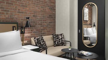 Deluxe Room, 1 King Bed | Premium bedding, in-room safe, desk, laptop workspace