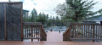 Northern Solace, 2 bedrooms, 2 bathrooms, kitchen, living room, Airport pick up