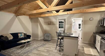 Charming pet-friendly guest house in Biddeford