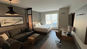 Caja de seguridad en la habitación y escritorio