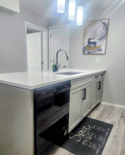 Charming Home Away from Home - Perfect for Families