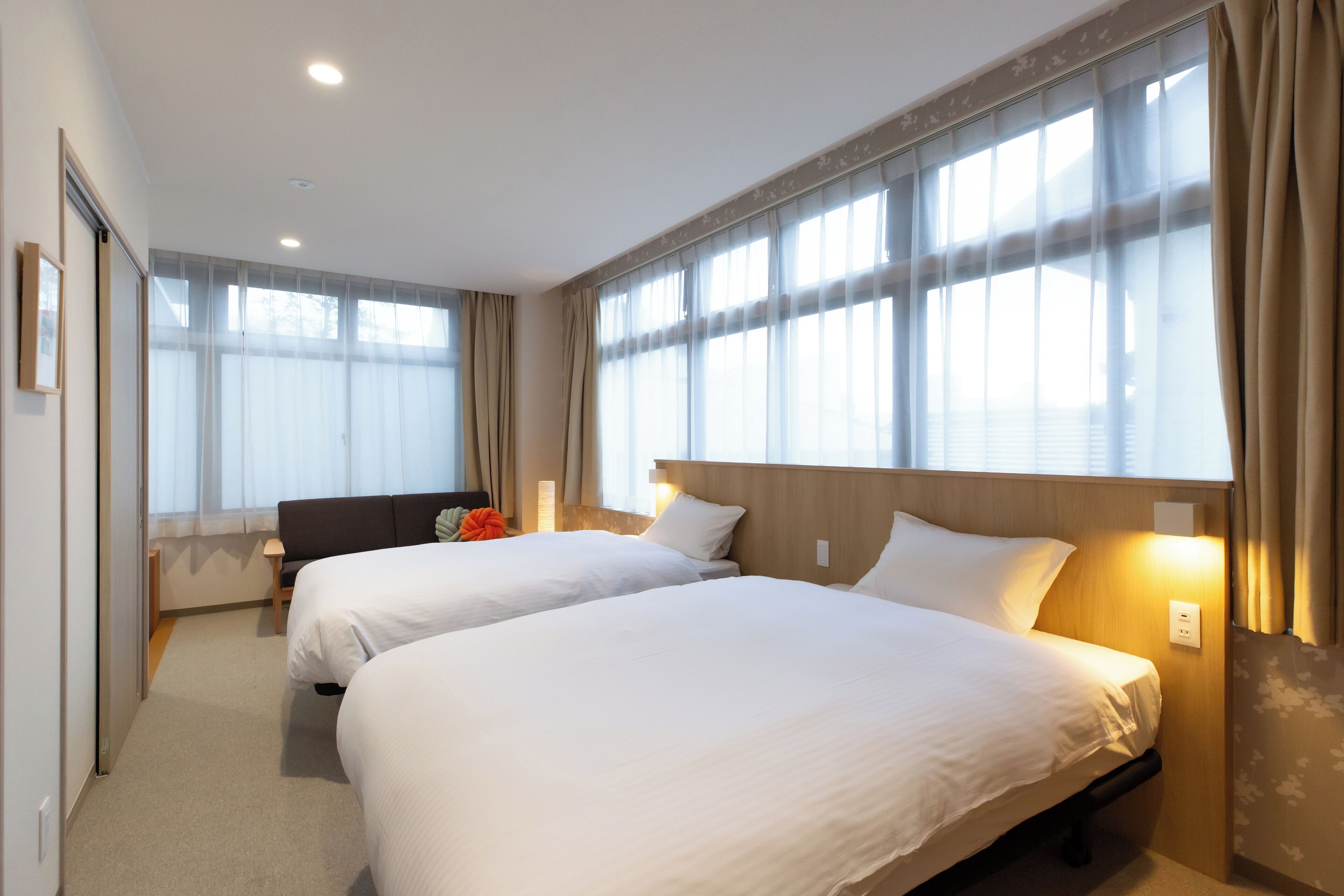 Basic Twin Room | In-room safe, individually furnished, blackout drapes