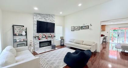 Garden vibes - 3BR Home near Downtown