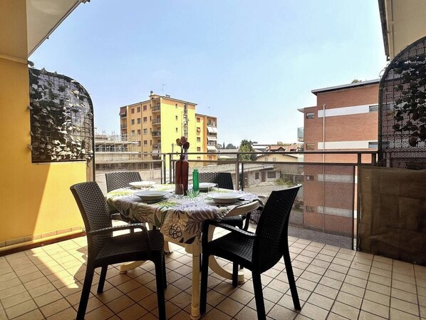 Outdoor dining - To complete (Bergamo)