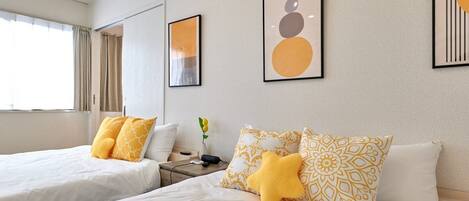 1 dormitorio, tabla de planchar con plancha, Internet