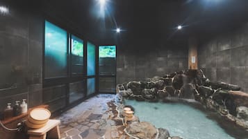 Baño termal público