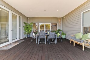 Terrace/patio - St Joseph's by the sea (Williamstown)