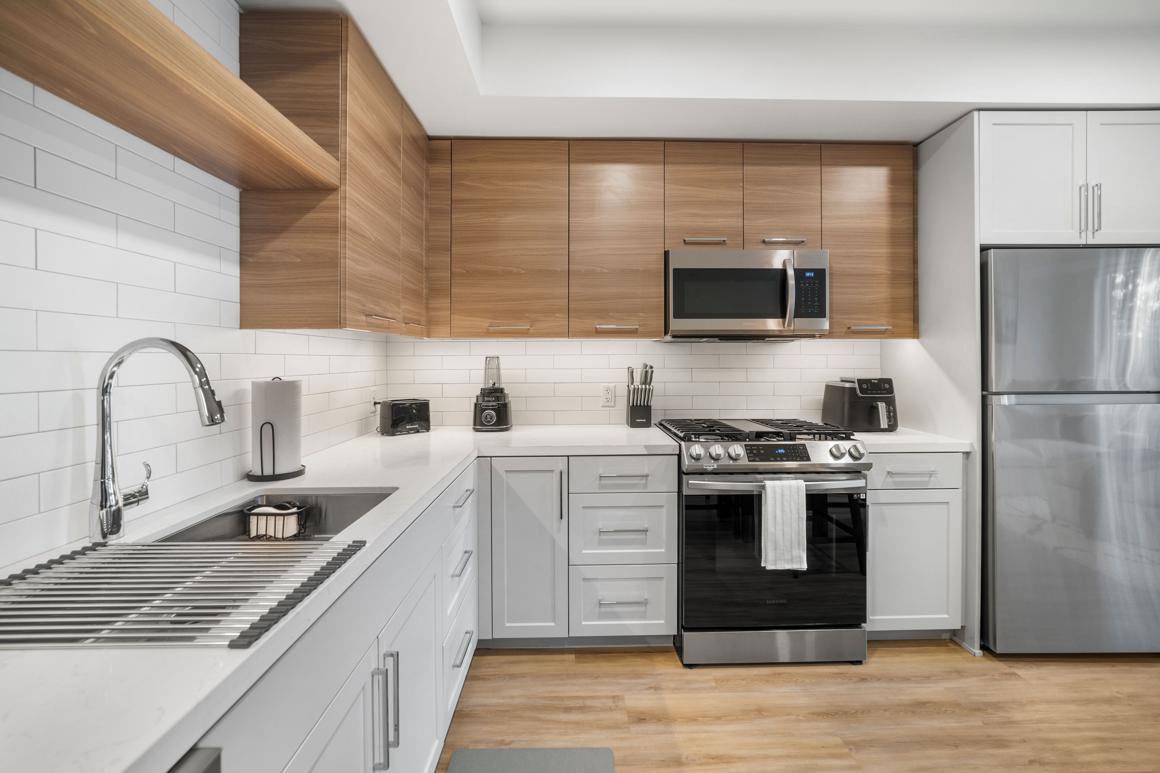 Microwave, oven, stovetop, dishwasher