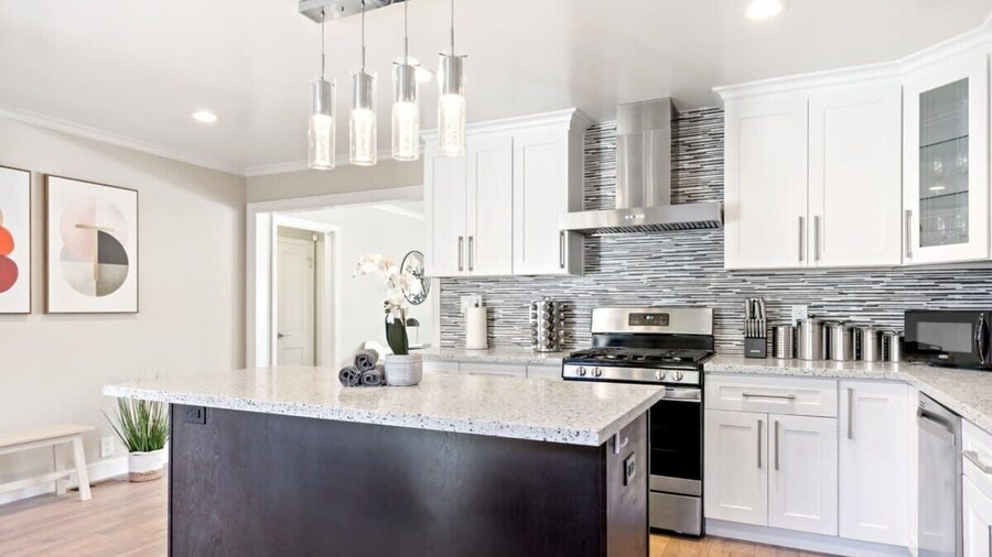 @ Marbella Lane - Modern Refreshing Home