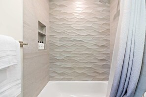 独立别墅, 壁炉 (3 Bedrooms) | 浴室 | 毛巾、肥皂、洗发水、卫生纸