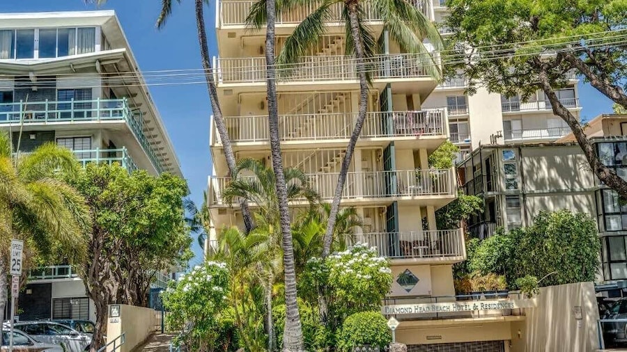 @ Marbella Lane -coastal Retreat Near Diamond Head