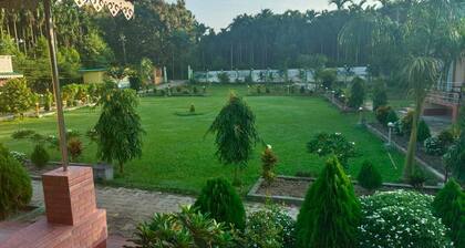 SUMARU JUNGLE RESORT