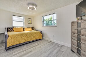 3 chambres, accès à Internet, literie fournie