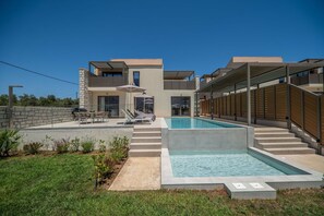 Pool - Villa Zen Aphrodite – Vacation villa in Crete (Georgioupolis)