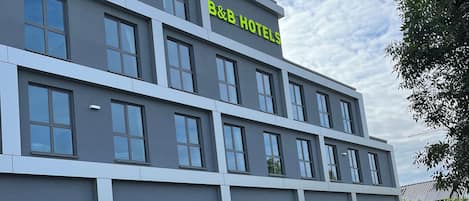 Façade de lâhĂ©bergement