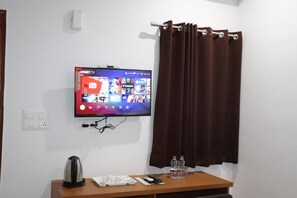 Desk, free WiFi - Kanhaiya Residency (Greater Noida)