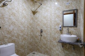 Shower, towels, soap, shampoo - Anandam Grand (Greater Noida)
