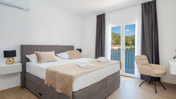 Villa (Four Bedroom Villa)