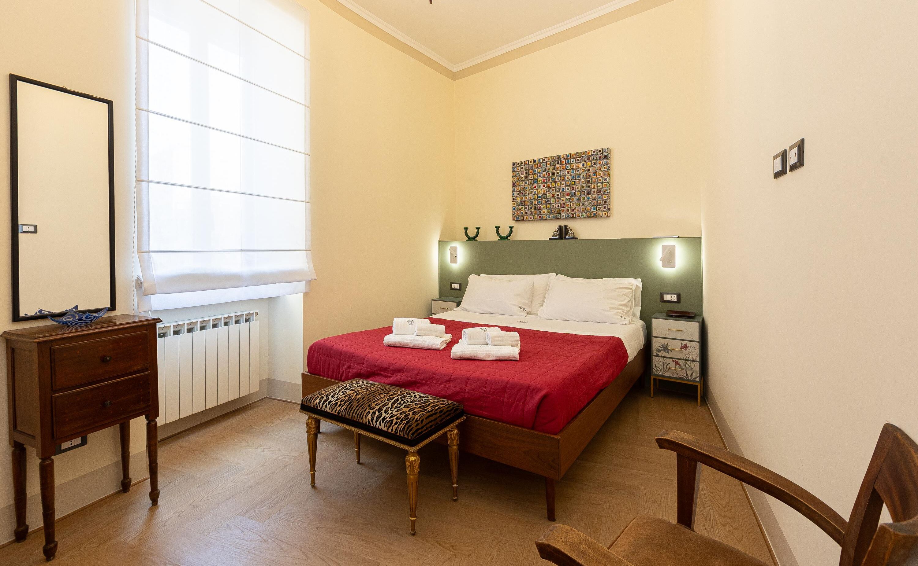 Apartment | Bathroom | Shower, rainfall showerhead, free toiletries, towels