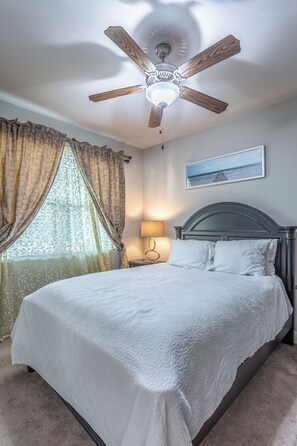 5 chambres, fer et planche à repasser, accès à Internet, literie fournie