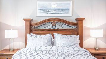 5 slaapkamers, een strijkplank/strijkijzer, gratis wifi, beddengoed