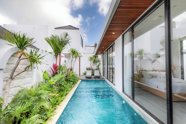 Vil·la, 1 dormitori, piscina privada | Escriptori, wifi gratuïta i roba de llit