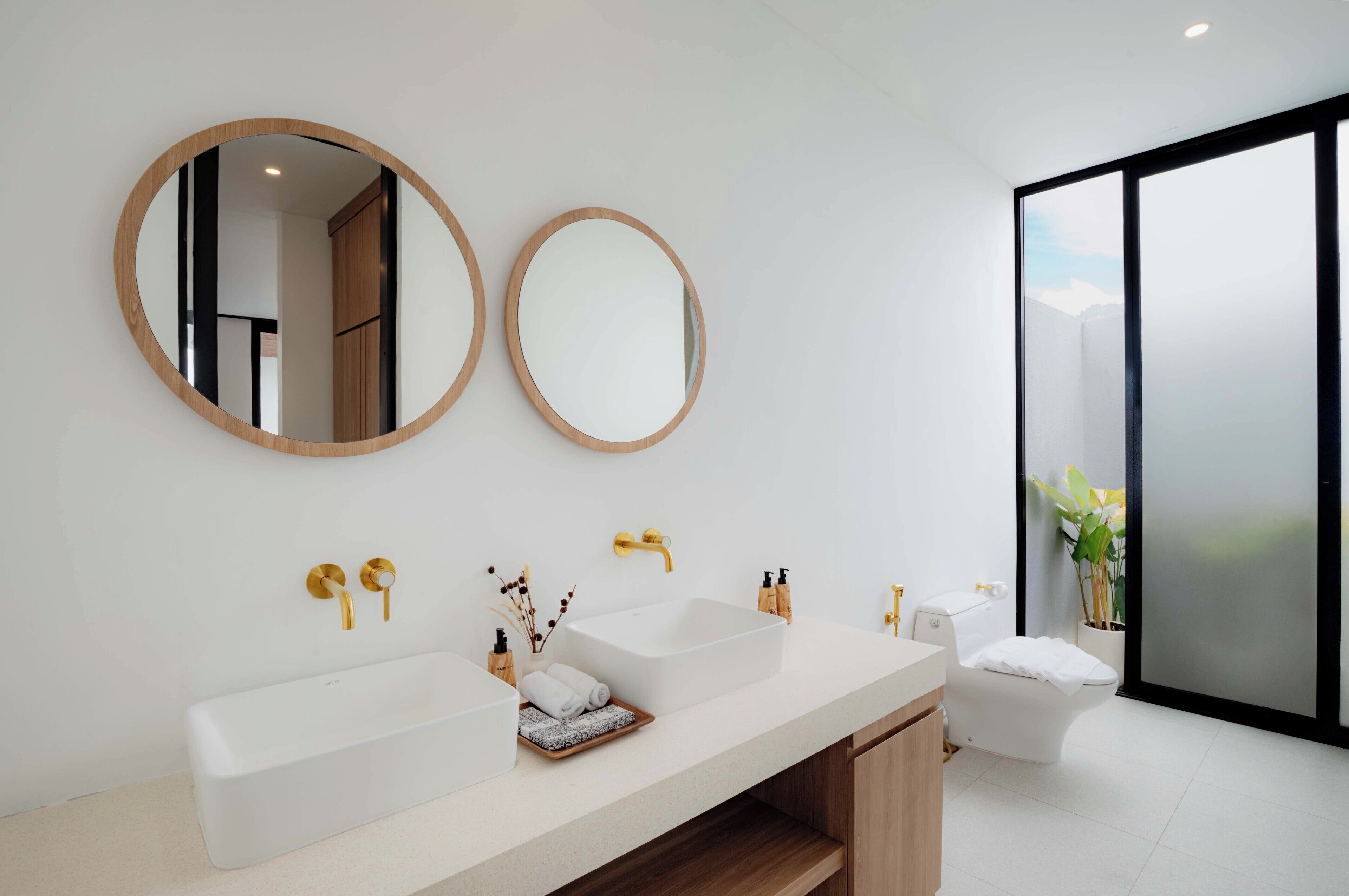 Deluxe Villa | Bathroom