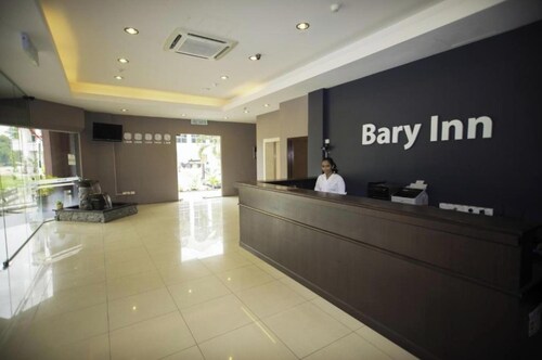 OYO 91185 Dancenter Sepang