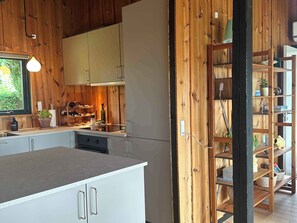 Refrigerador, horno, parrilla de estufa y lavavajillas 