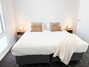 3 bedrooms, iron/ironing board, travel cot, WiFi