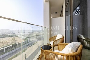 Balcony - Bloomfields Comfort Stu The Gate (Abu Dhabi)