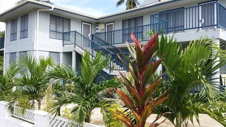 Family Room, Garden View | Terrace/patio