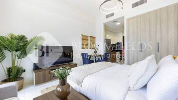 Pengeskab på værelset, strygejern/strygebræt, gratis Wi-Fi