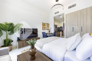 Zimmersafe, Bügeleisen/Bügelbrett, kostenloses WLAN
