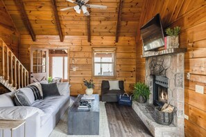 Smart TV, fireplace, table football, ping pong