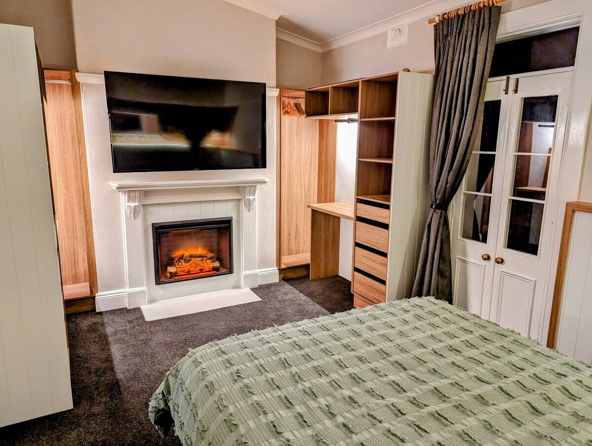 1 bedroom, iron/ironing board, WiFi