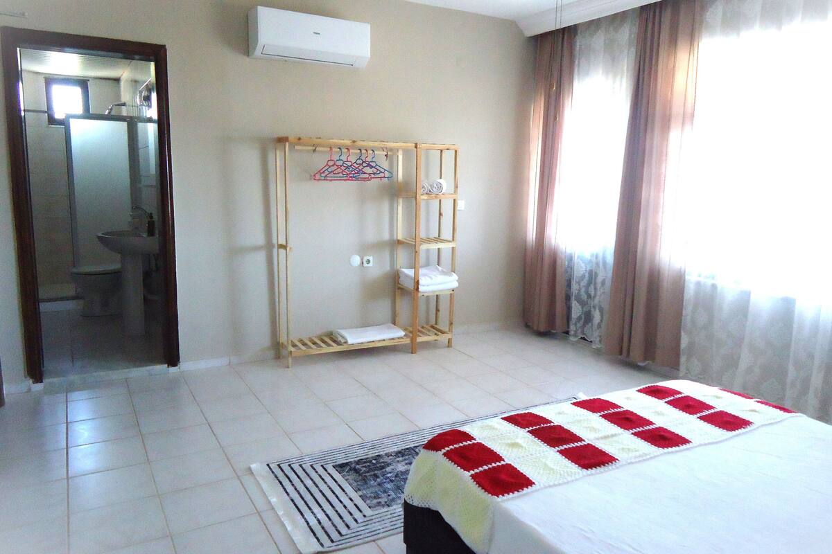 Deluxe Double Room, Balcony, Sea View | Free WiFi