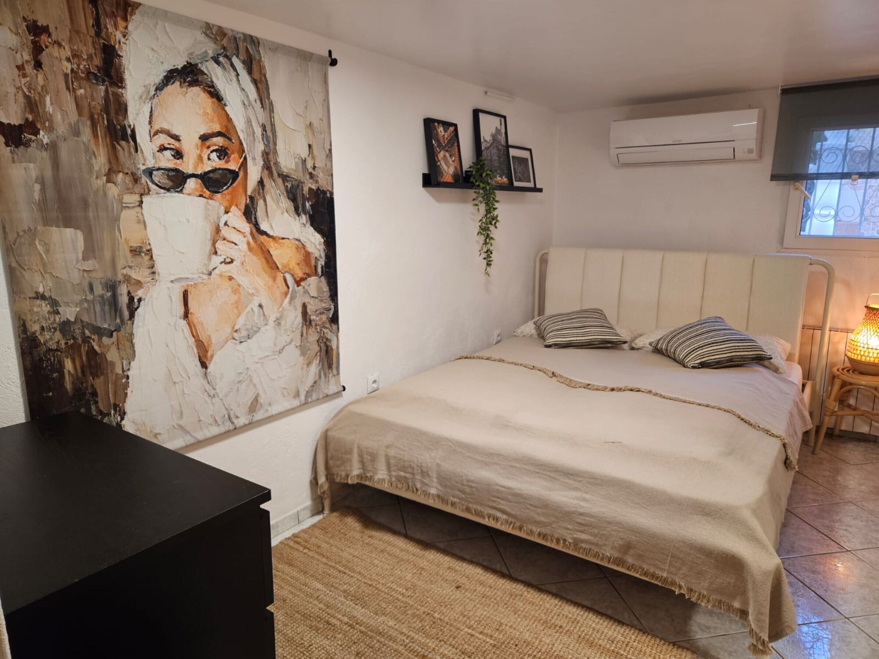 3 bedrooms, iron/ironing board