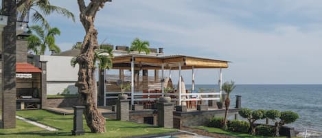 Desayuno de cocina local (IDR 60000 por persona)